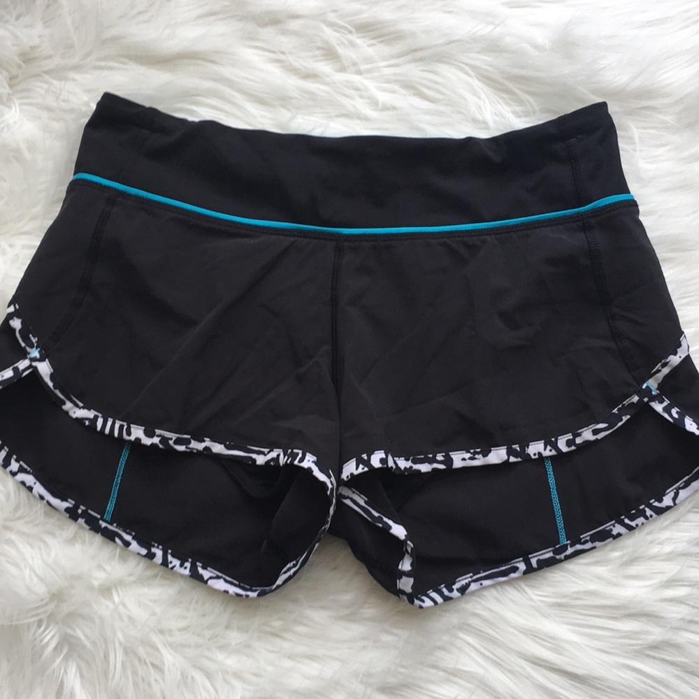 😍Lululemon black zebra/snow leopard trim speed
